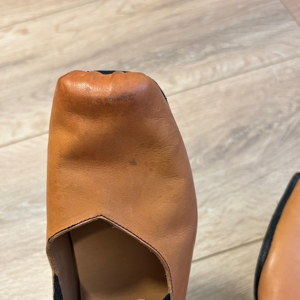 Tan Ballet Flats with Black Straps - Picture 4 of 8
